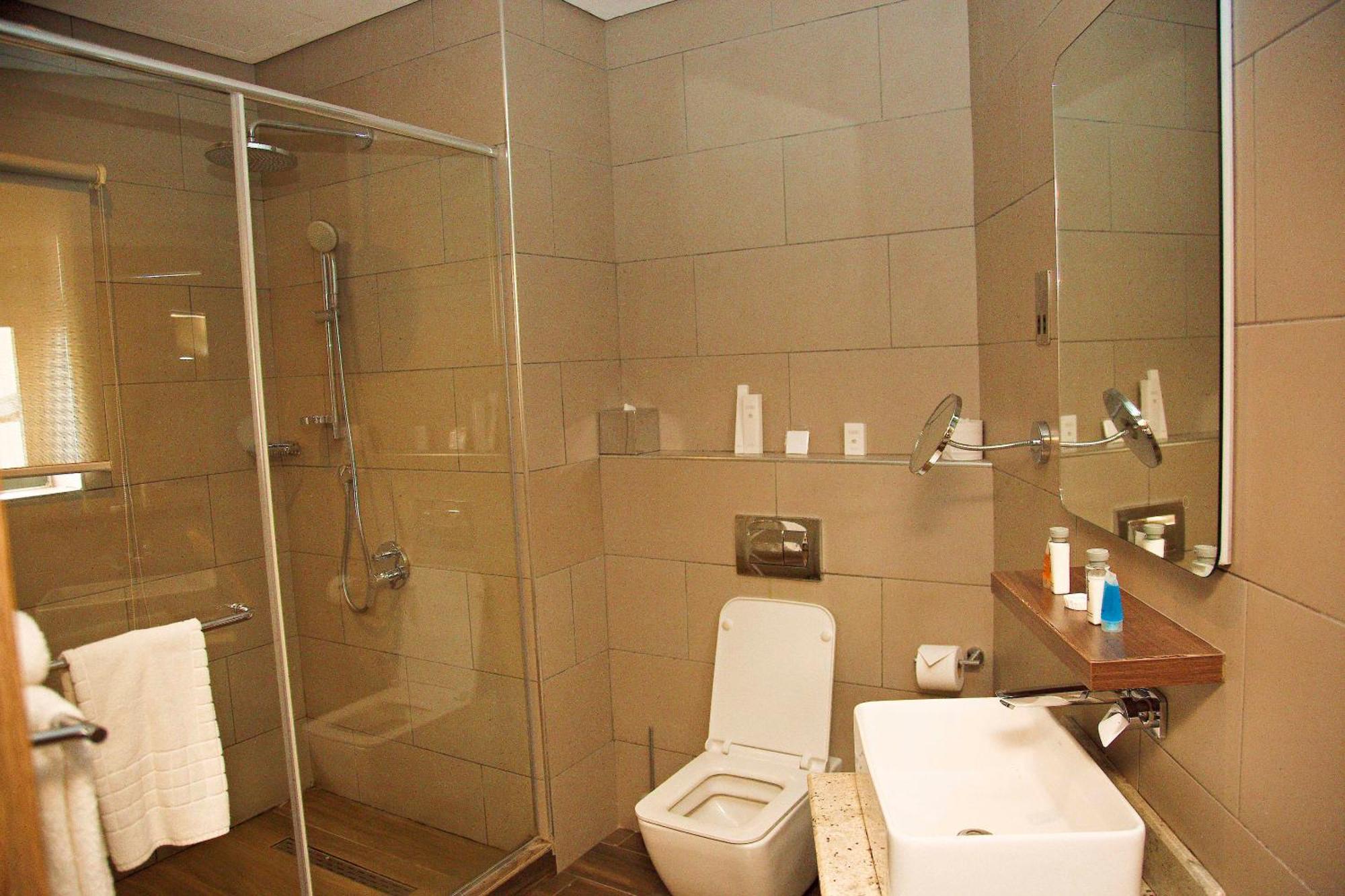 The White Orchid Hotel Lagos Luaran gambar